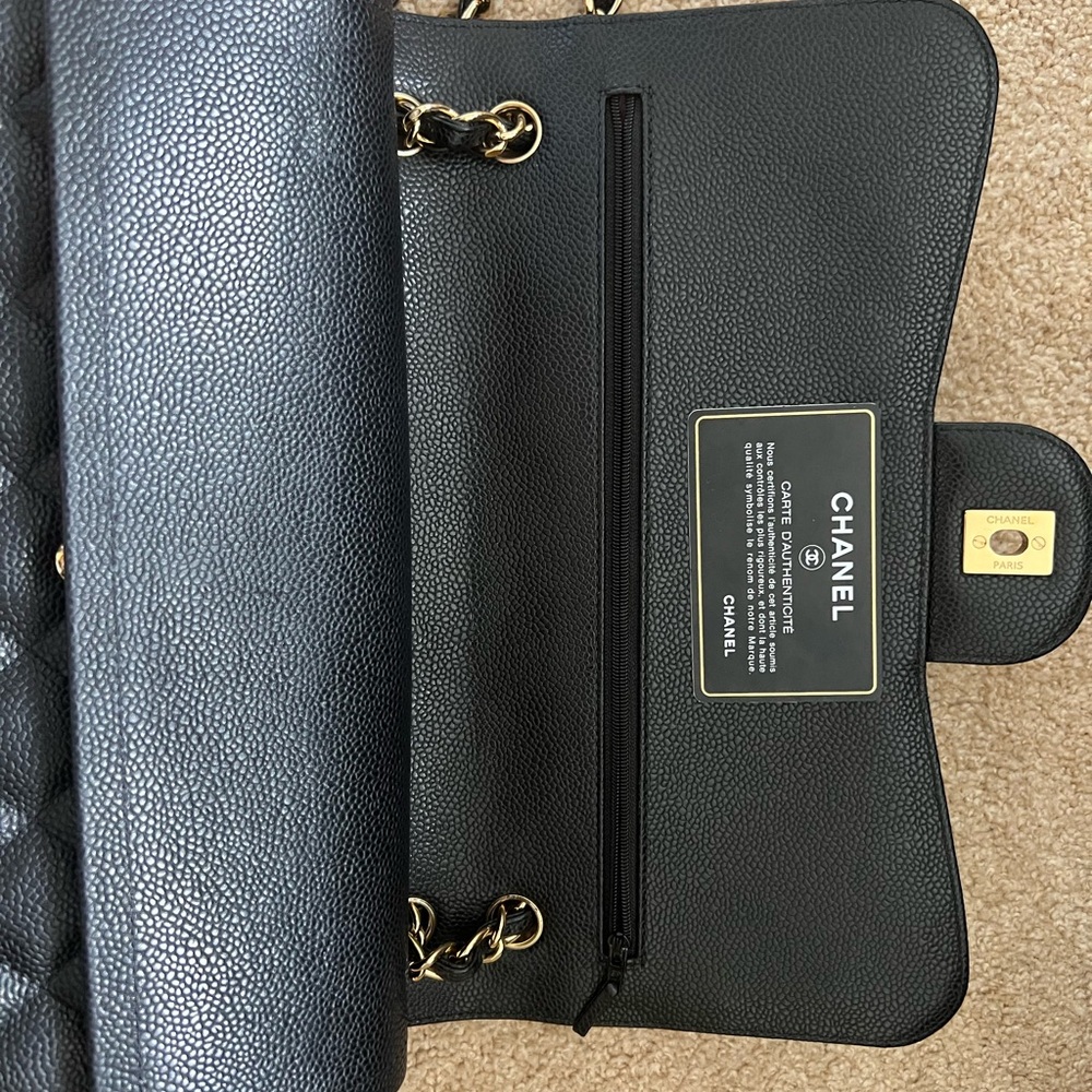 CHANEL Jumbo Double Flap Bag Black Caviar Leather 30 Cm - Picture 2 of 4